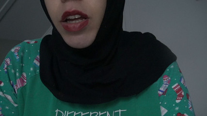 Femme arabe cocu égyptienne aux gros seins à Londres