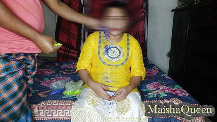 Enfoncer mon meilleur ami à Holi