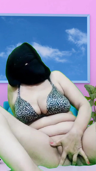 Vrai arabe gros seins belle-mère arabe orgasme webcam hijab chaude femme arabe jouant des doigts doux montrer gros trou du cul du village desi