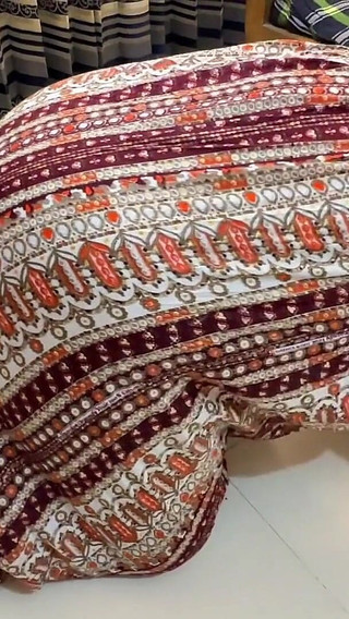 Egypte, beau gros cul et chatte serrée, belle-mère chaude coincée sous le lit puis elle veut une sodomie brutale de ma part