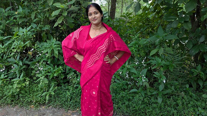 Bhabhi et l'a bien baisée